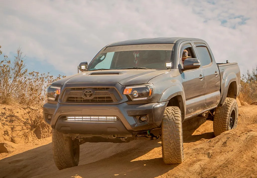 05-15 Toyota Tacoma Low Profile Ditch Light Combo Kit