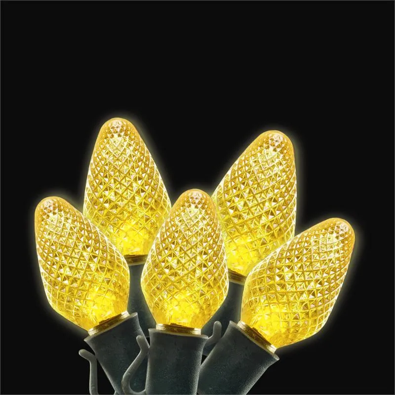 C7 LED 25L 8 Inch Spacing Strand Yellow