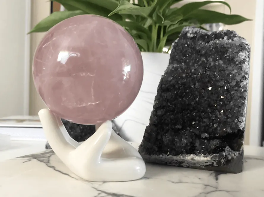 Ceramic Hand Sphere Holder