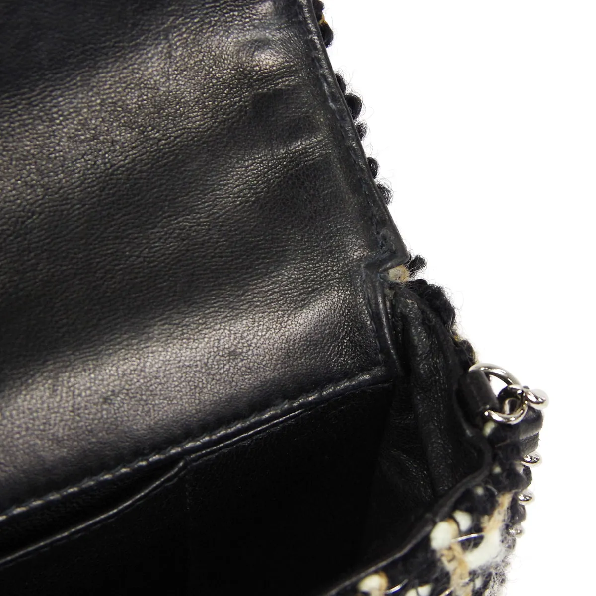 CHANEL 2001-2003 East West SHW Tweed 48640