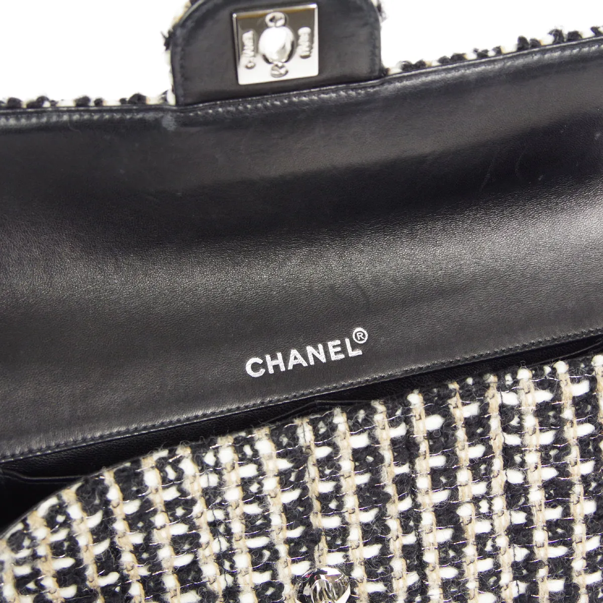 CHANEL 2001-2003 East West SHW Tweed 48640