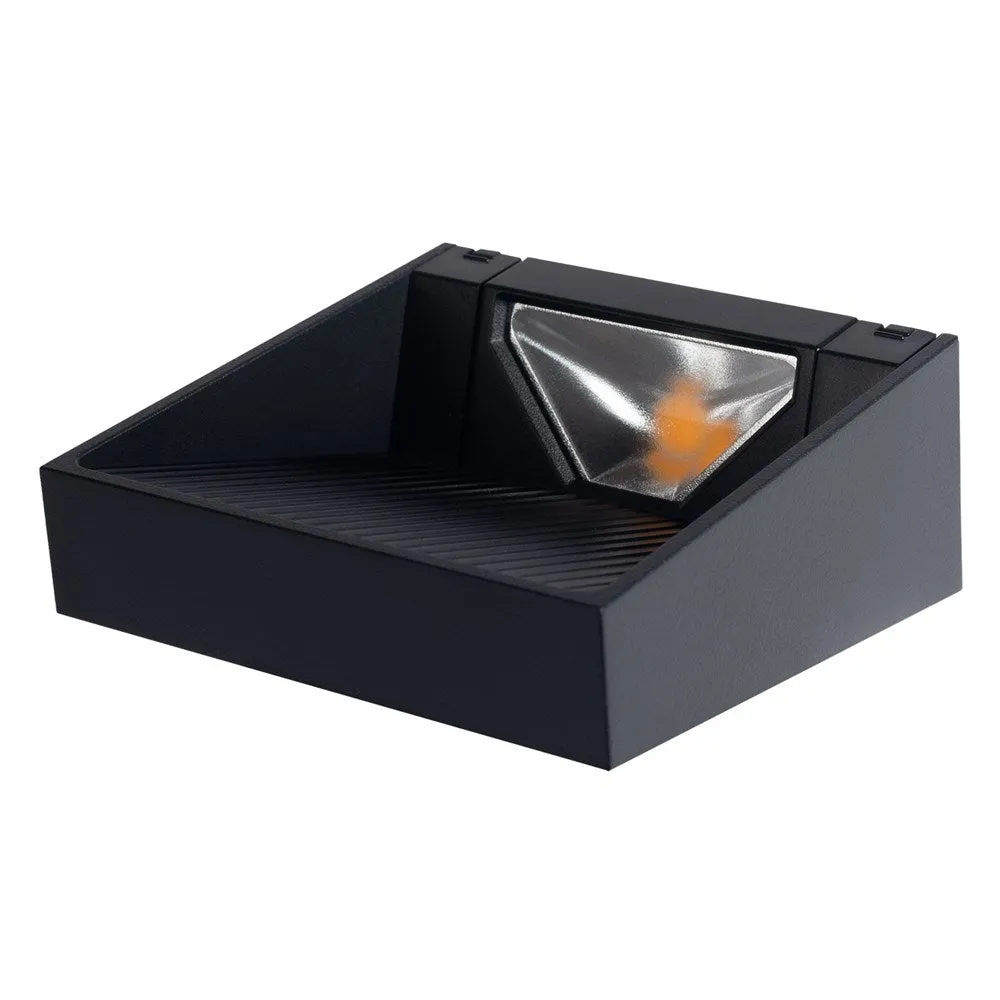 Cirro Indoor LED Wall Light in Black or White