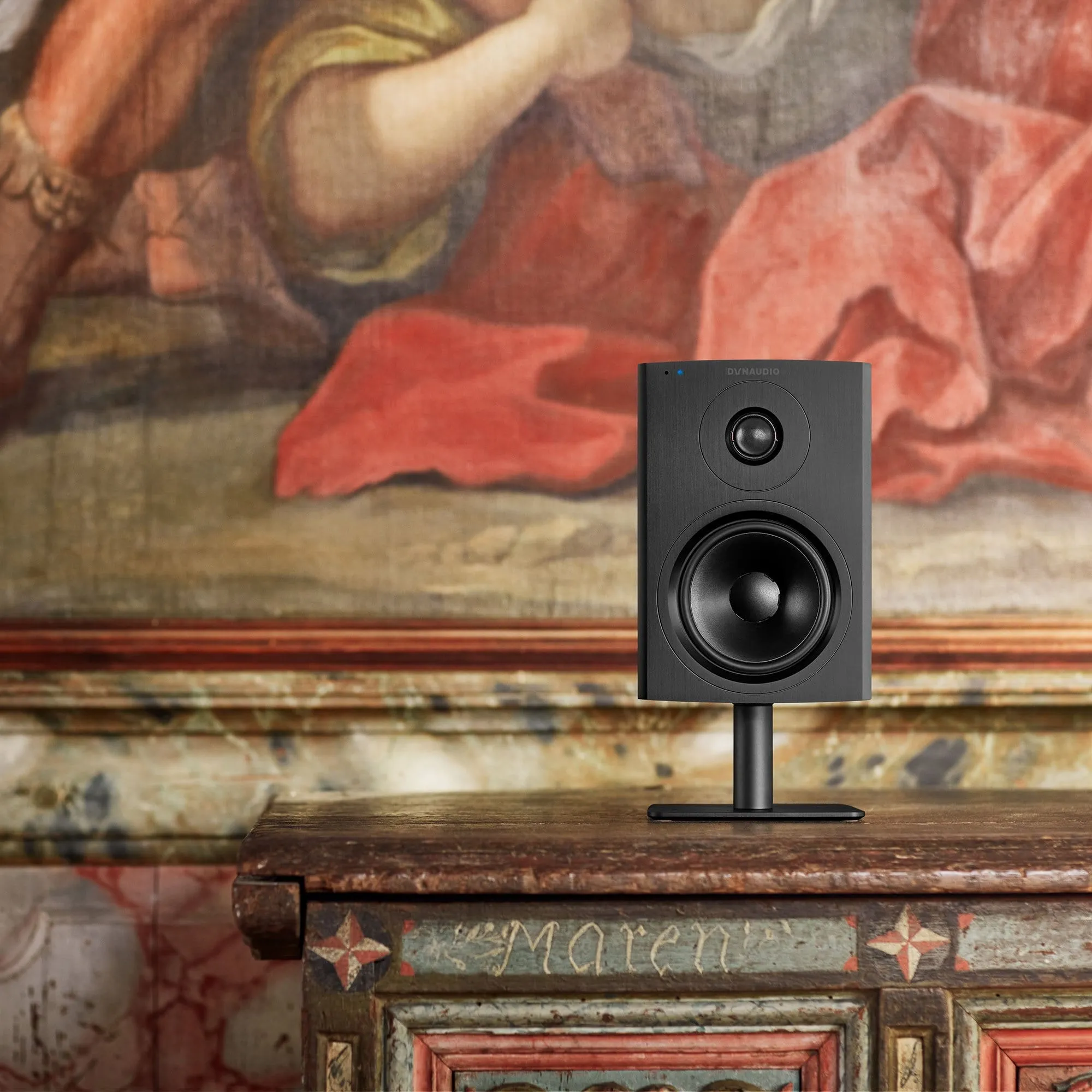 Dynaudio Xeo 10 Wireless Bookshelf Speakers