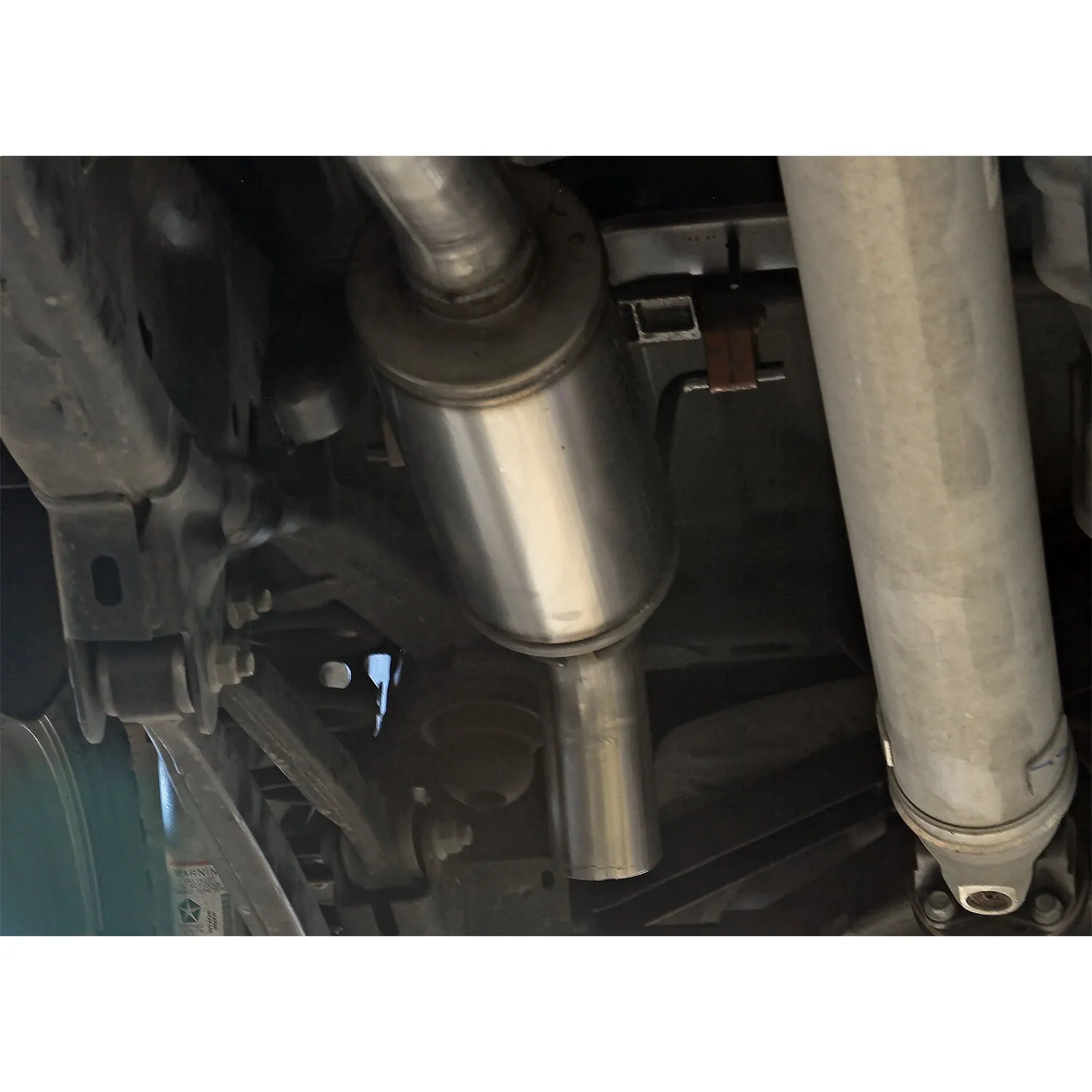 Flowmaster FlowFX Cat-Back Exhaust System - 3 in Diameter - Dump Style Exit - Stainless - Ram Fullsize Truck 2019-21