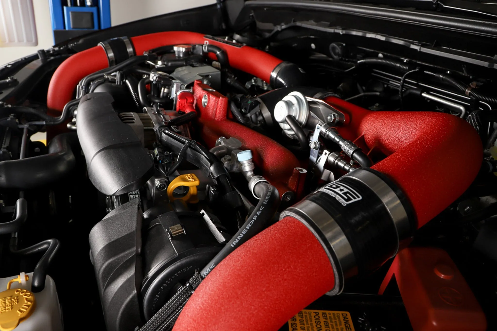 Front Mount Intercooler Kit [Inc. Black Piping] - Subaru 15-21 STI
