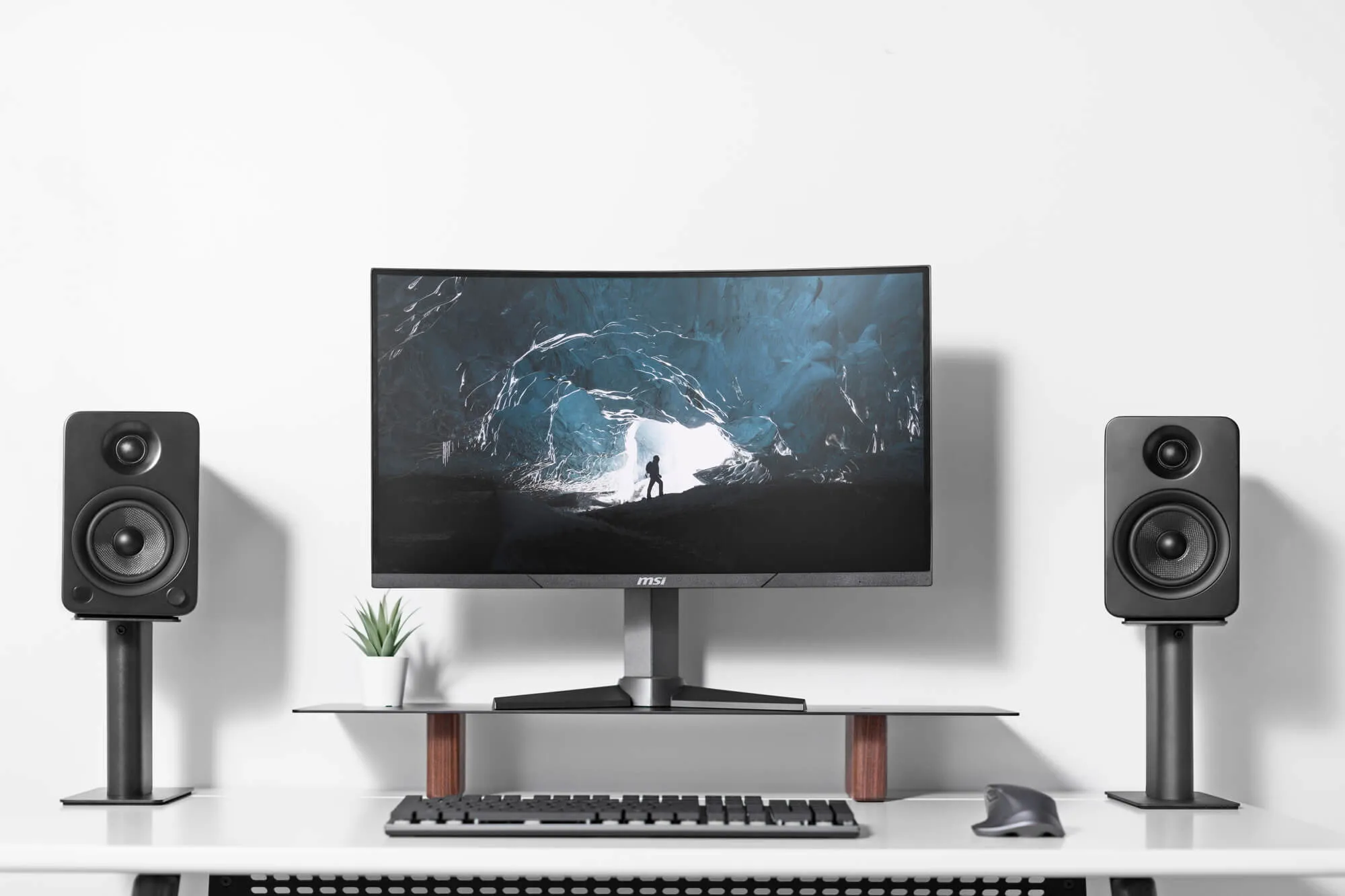 Kanto SP9 Desktop Speaker Stands