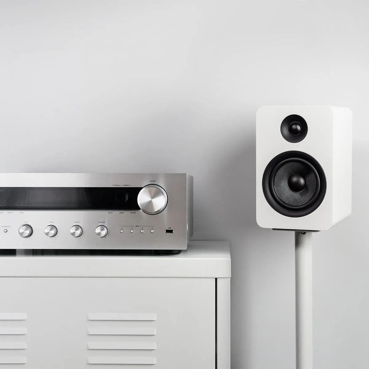 Kanto YUP6 Passive Bookshelf Speakers with 1" Silk Dome Tweeter and 5.25" Kevlar Woofer - Pair (White)
