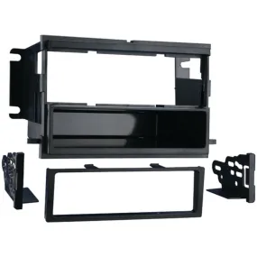Metra 99-5808 2004-2007 Ford Freestar/Mercury Monterey Single-DIN Installation Kit
