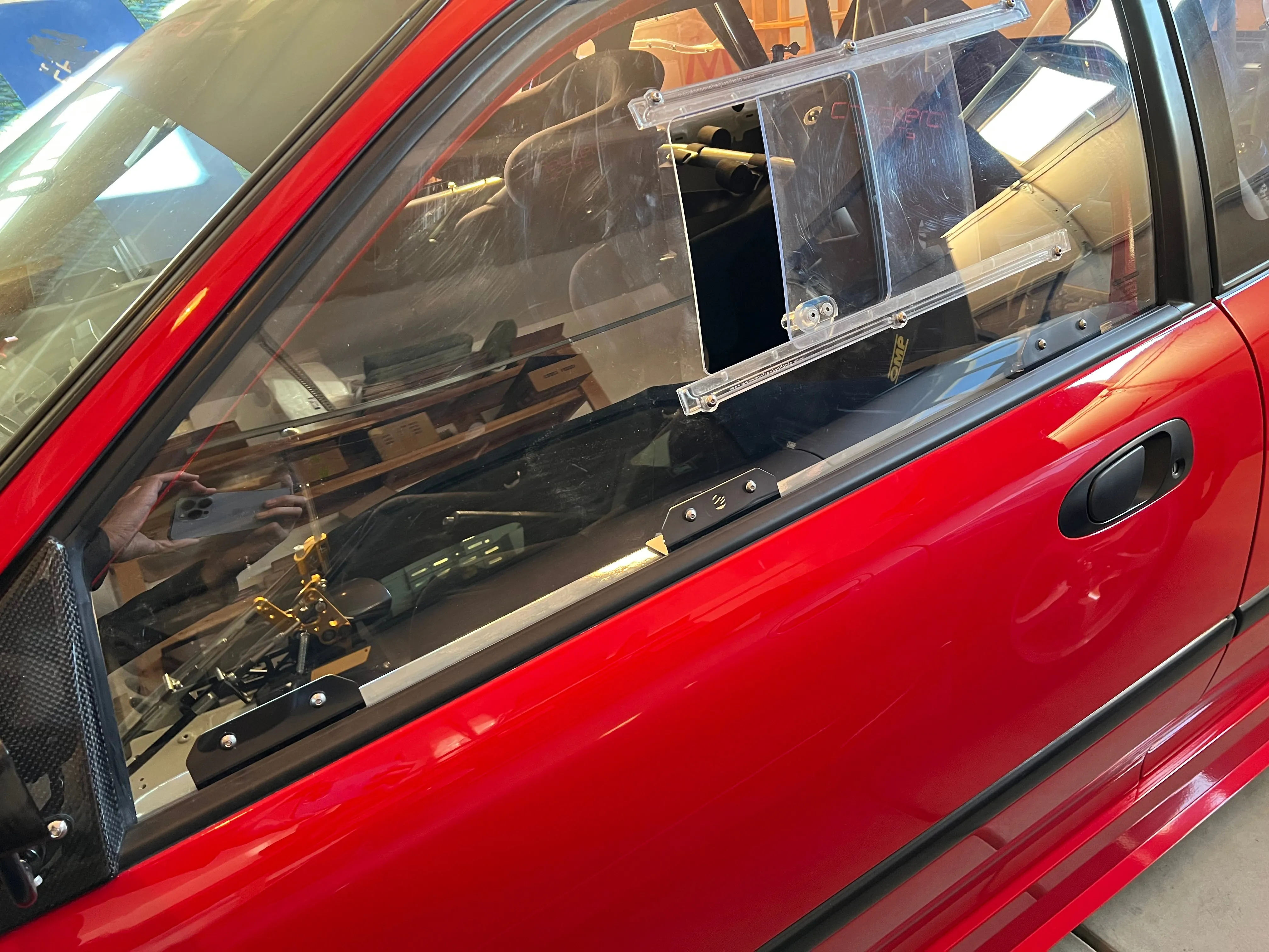 Race Window Mount Kit - EG