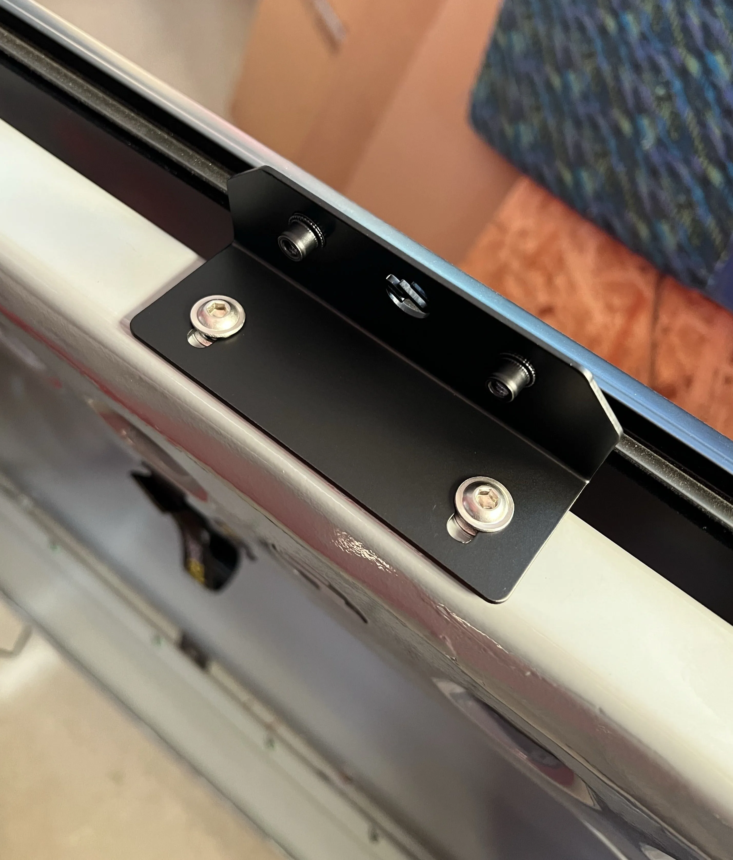 Race Window Mount Kit - EG